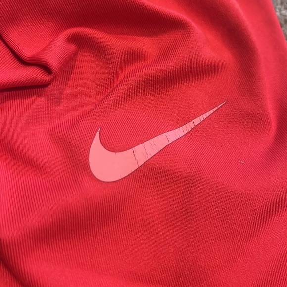 Nike - Athletic Long Sleeve Top - Size L - Bright Pink - Cinch Detail on Neck - Picture 8 of 8
